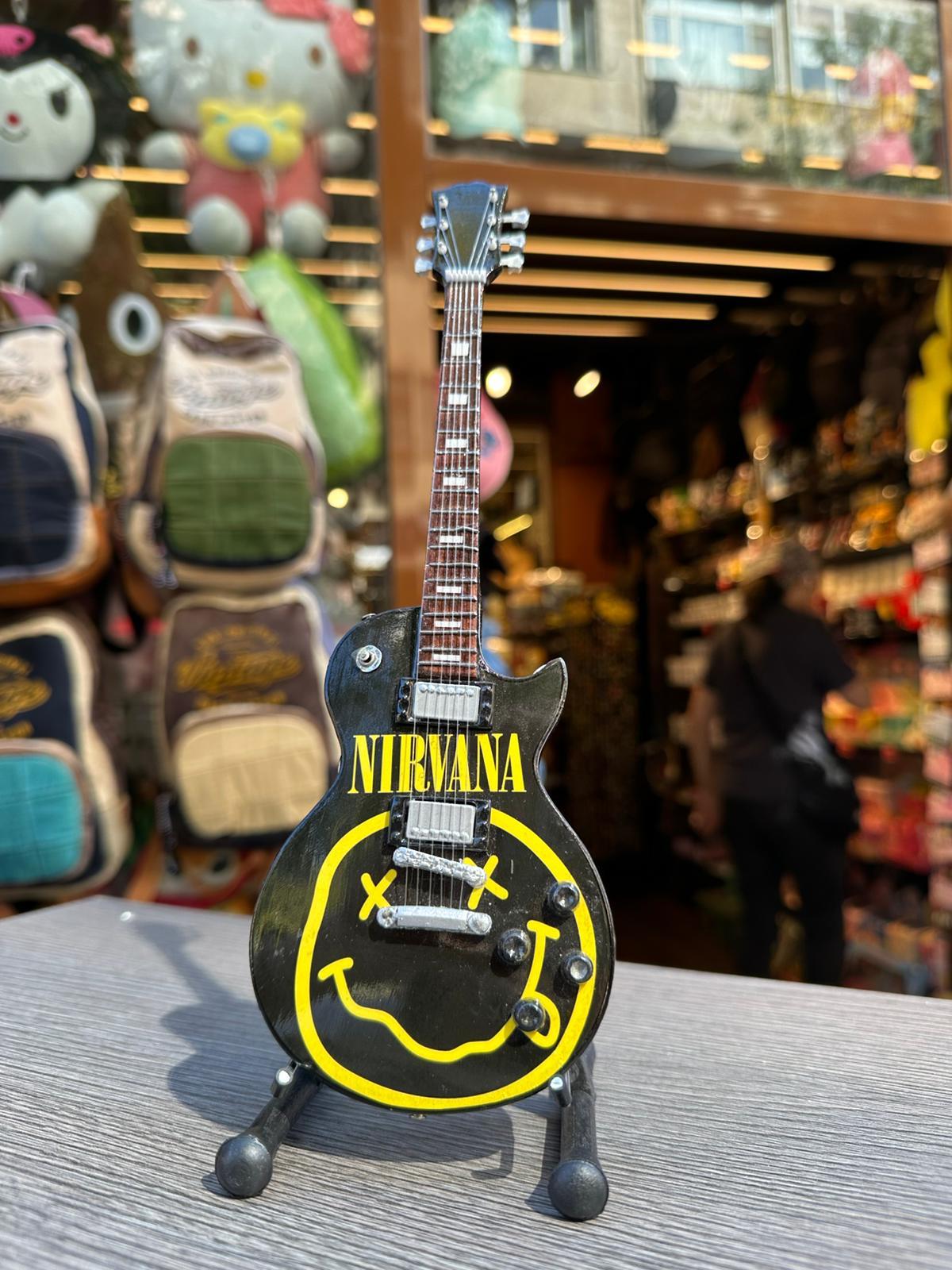 Nirvana Müzik grubu Gitar Figür