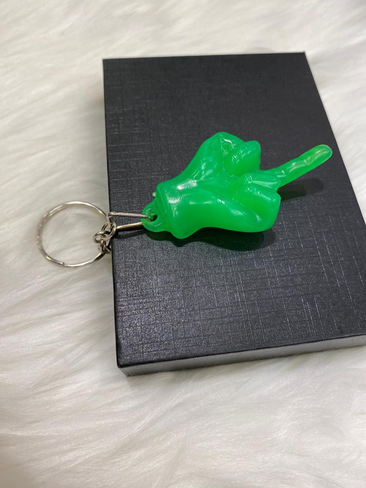 Parmakla Gösterilen Keychain - Yeşil