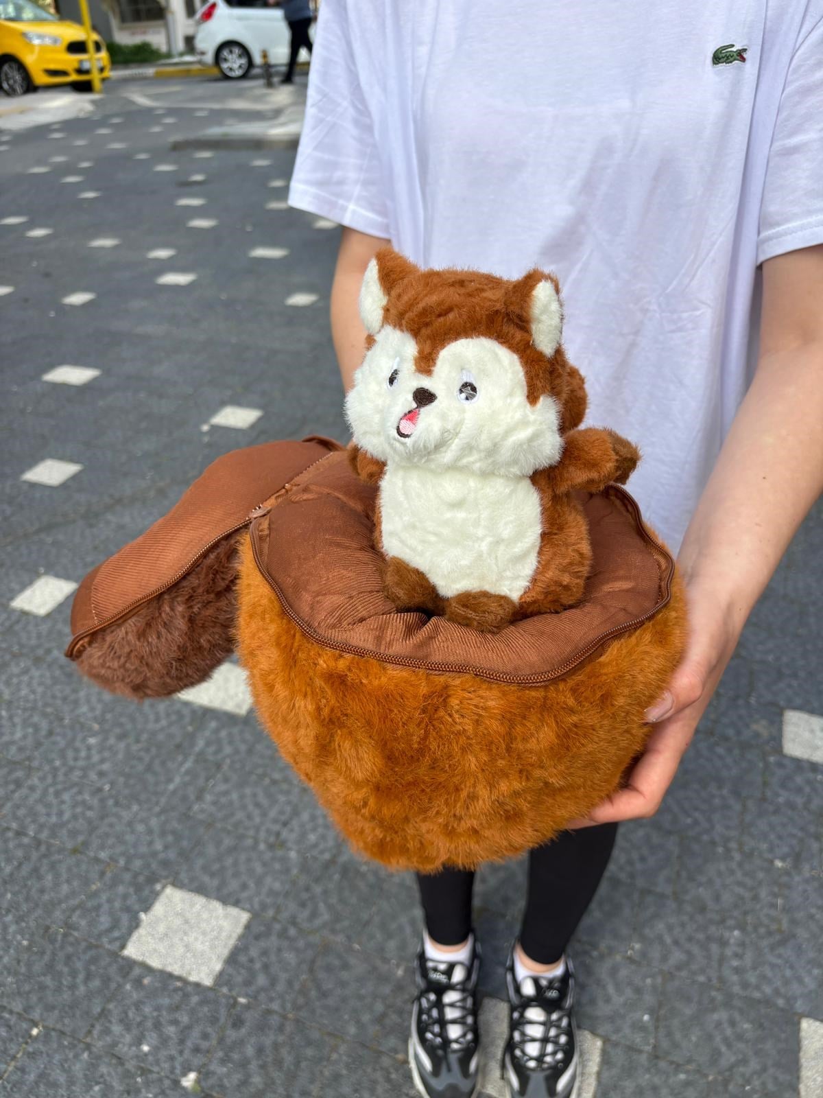 Peluş Palamutlu Sincap