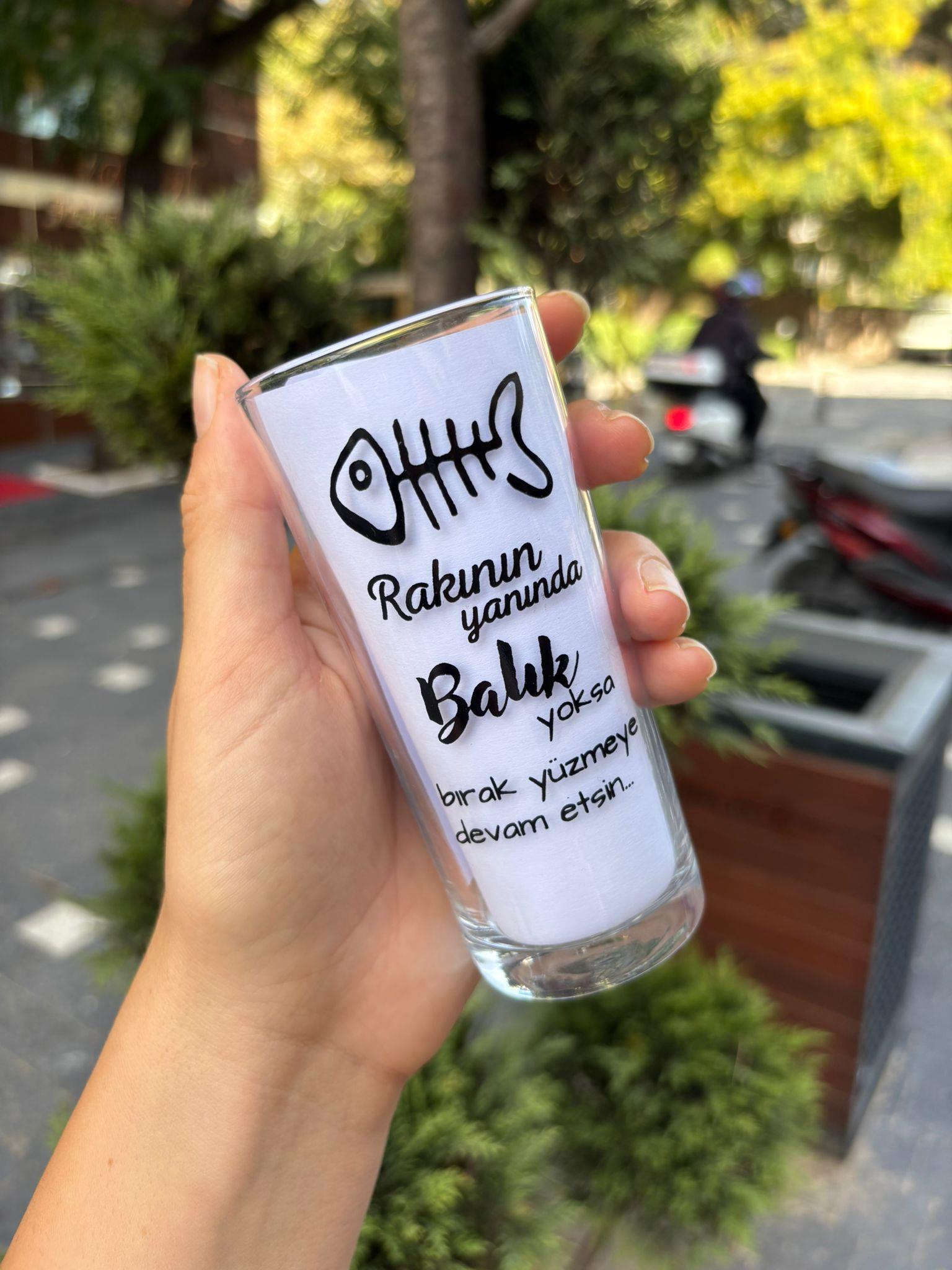 Rakının Yanında Balık Yoksa Bırak Yüzmeye Devam Etsin... Rakı Bardağı