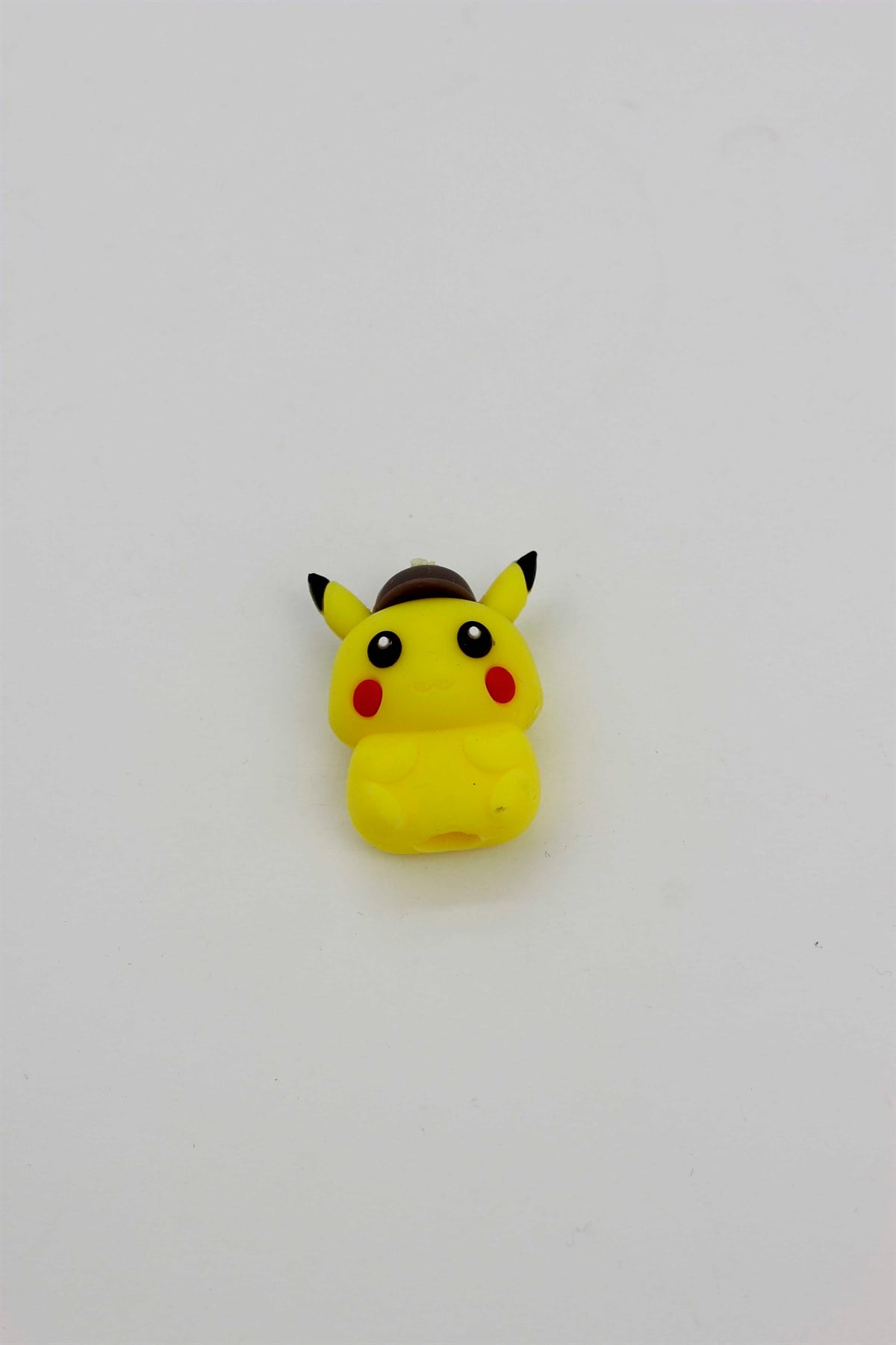 Şapkalı Pikachu Şarj Kablo Koruyucu