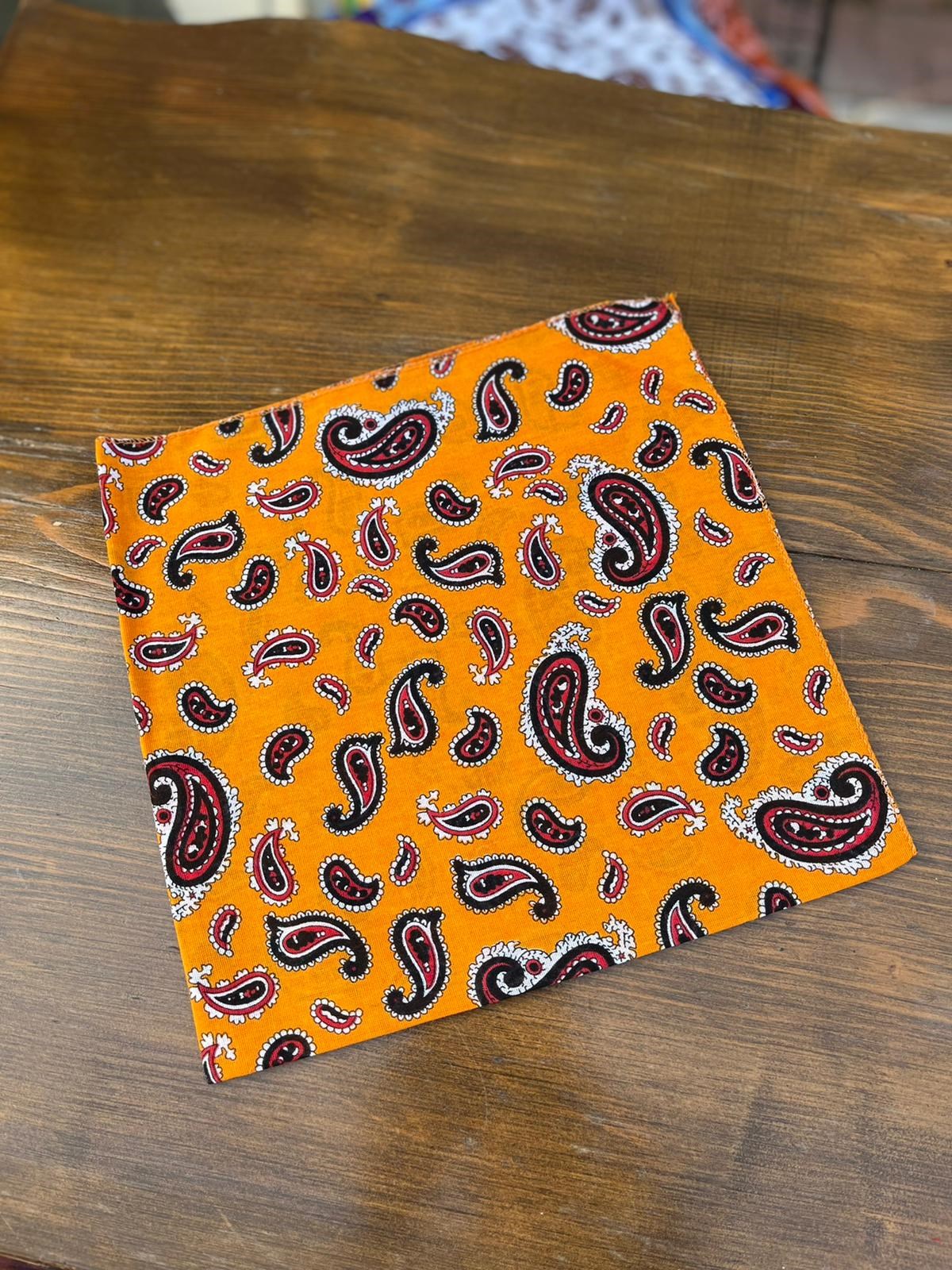 Turuncu ve Tonları Detaylı Ünisex Bandana