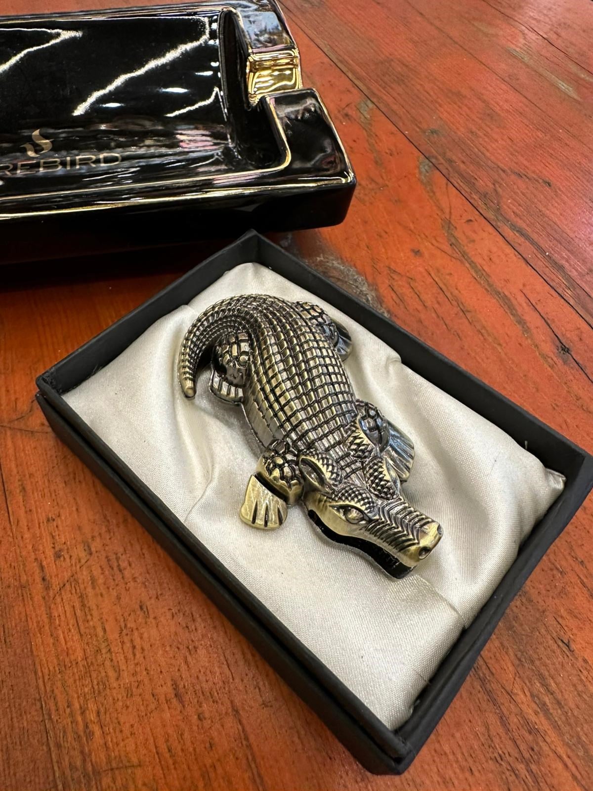 Yeşil Bursa Timsah Crocodile Tasarım Çakmak