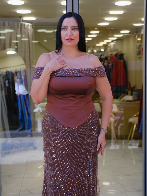 Kahverengi Korseli Taş İşlemeli Lady yaka Uzun Abiye