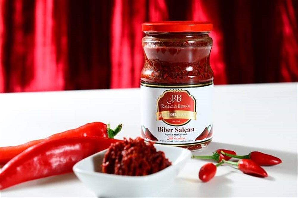 Birecik Acı Biber Salçası