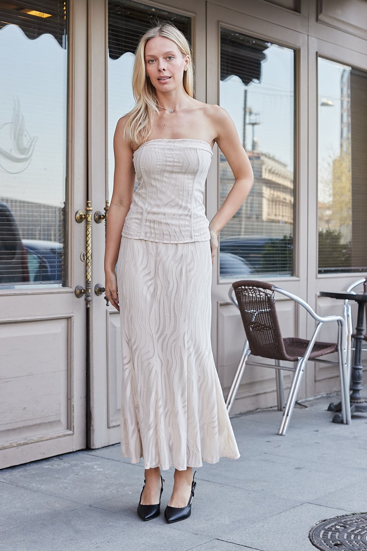 Kadın Desenli Tül Strapless Likralı Body Bluz-Bej