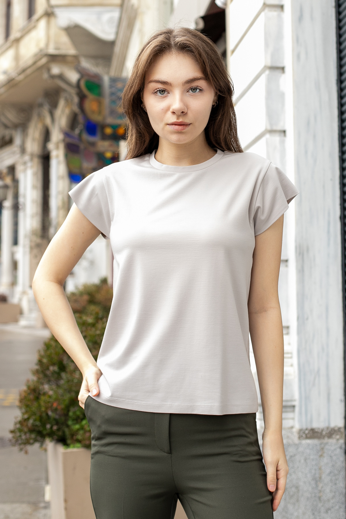 Kadın İpeksi Kumaş Geniş Sıfır Yaka Kısa Kol Tshirt Bluz-Taş