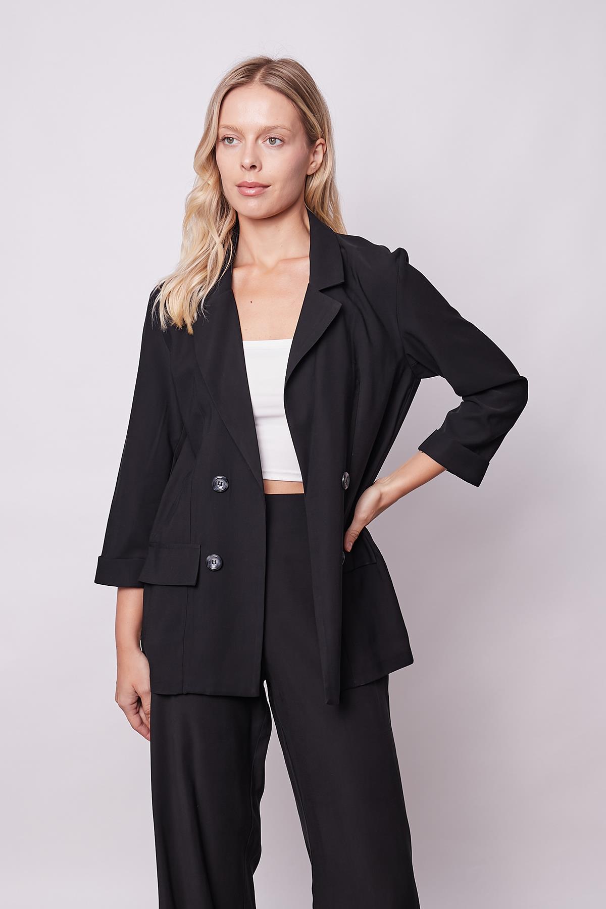 kadın modal diagonal yakalı cep kapaklı oversize ceket