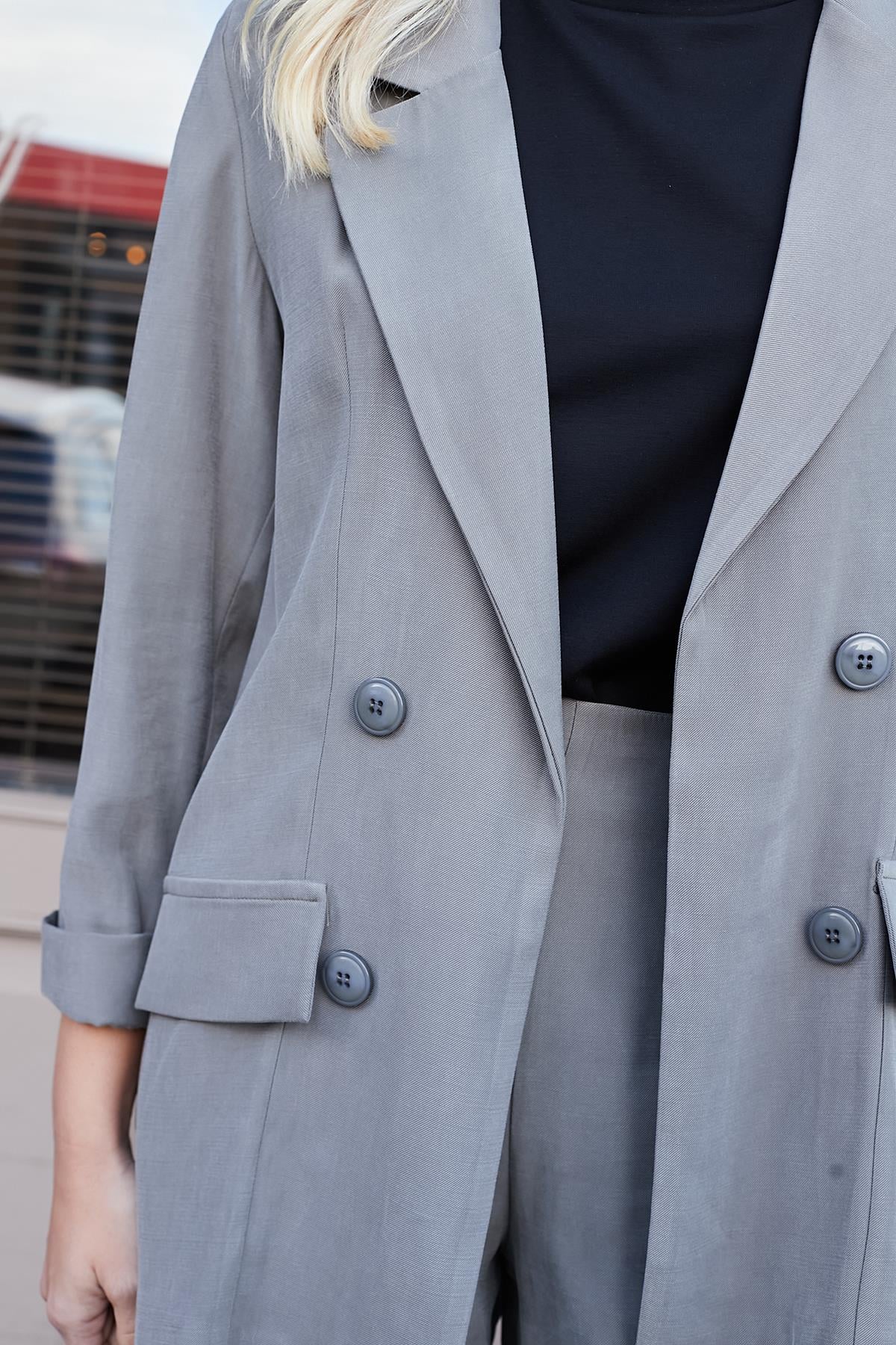 Kadın İpeksi Dokulu Modal Kumaş Yakalı Cep Kapaklı Oversize Salaş Blazer Ceket-Antrasit