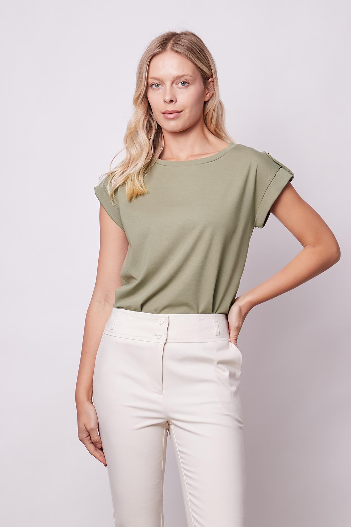 Kadın Kaliteli Likrasız Span Kumaş Geniş Sıfır Yaka Duble Kollu Apoletli Düğmeli T-shirt Bluz-Haki