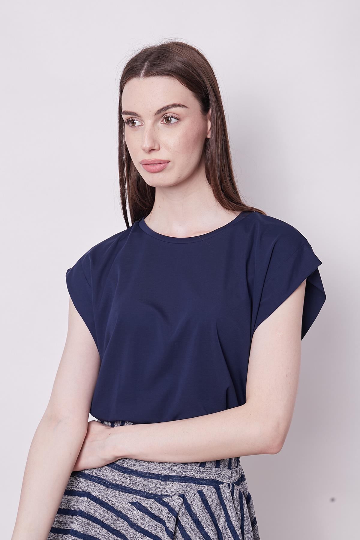 Şık Likralı Span Kumaş Kolsuz Geniş Sıfır Yaka Düşük Omuzlu Basic Tshirt Bluz-Lacivert