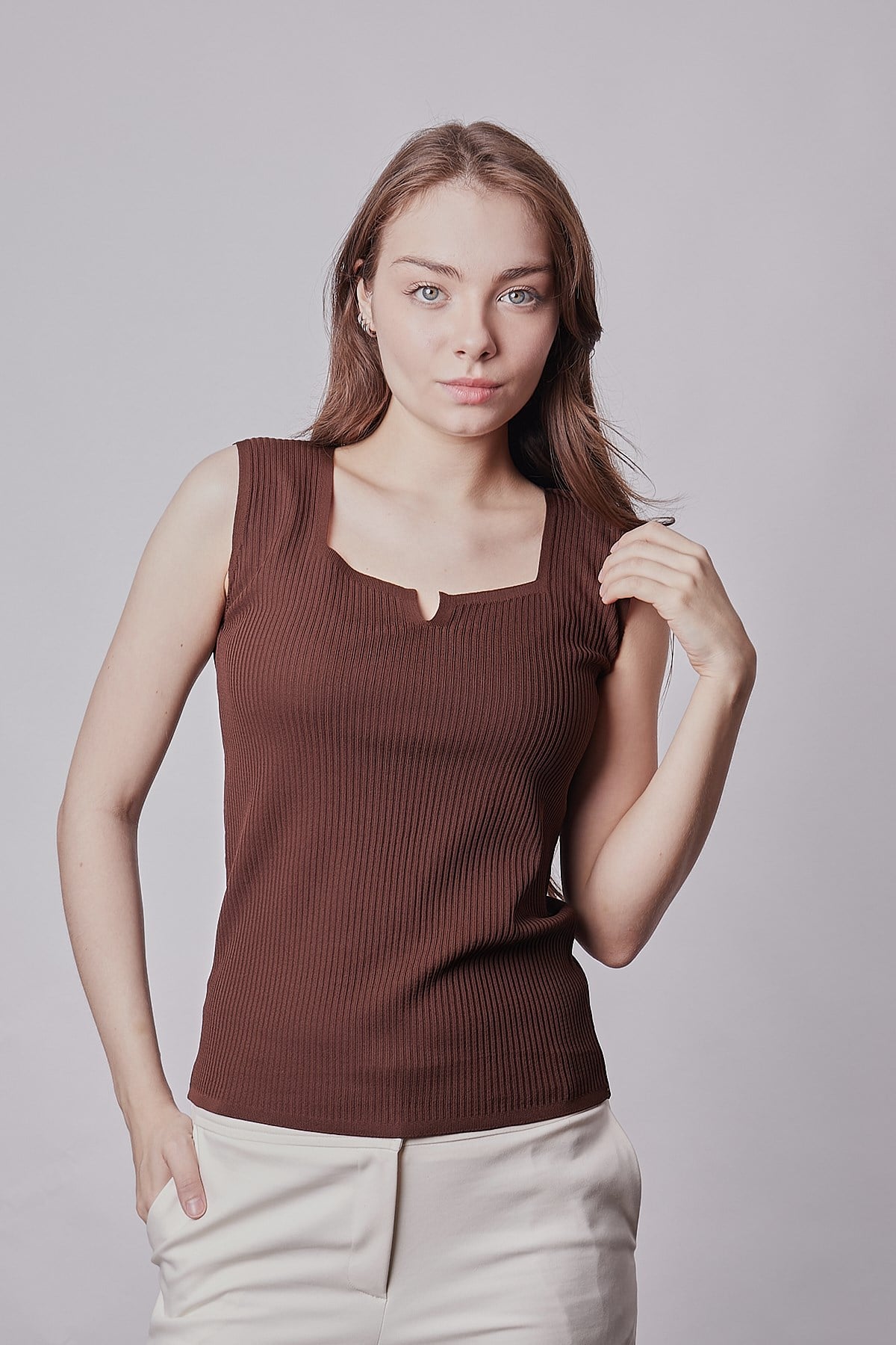Kadın Likralı Esnek Triko Kare Yaka Kaşkorse Body Bluz-Kahve 