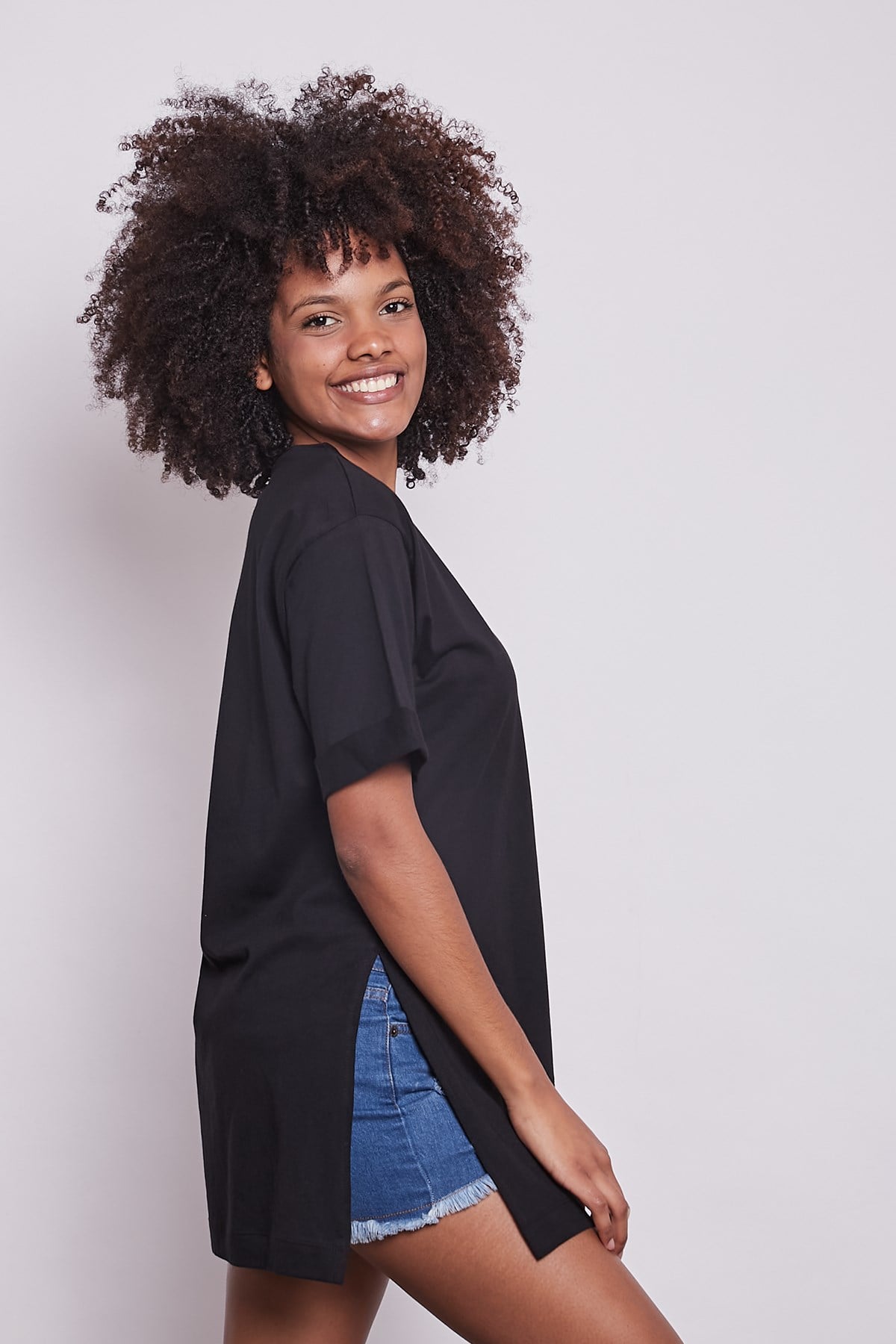 Likrasız Pamuk Sıfır Yaka Bol Duble Kol Yan Yırtmaçlı Oversize Tshirt-Siyah