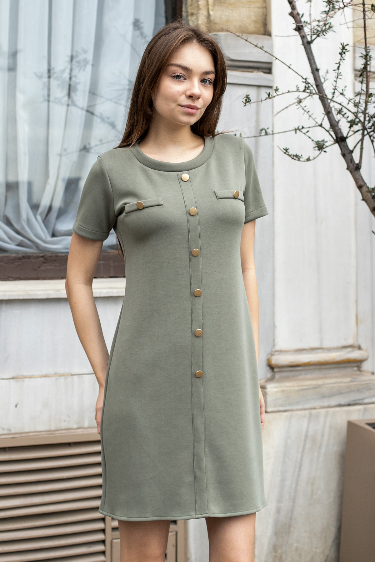 Kadın ;Likralı Modal İpeksi Kumaş Sıfır Yaka Düğmeli Kısa Kollu Diz Üstü Elbise-Haki