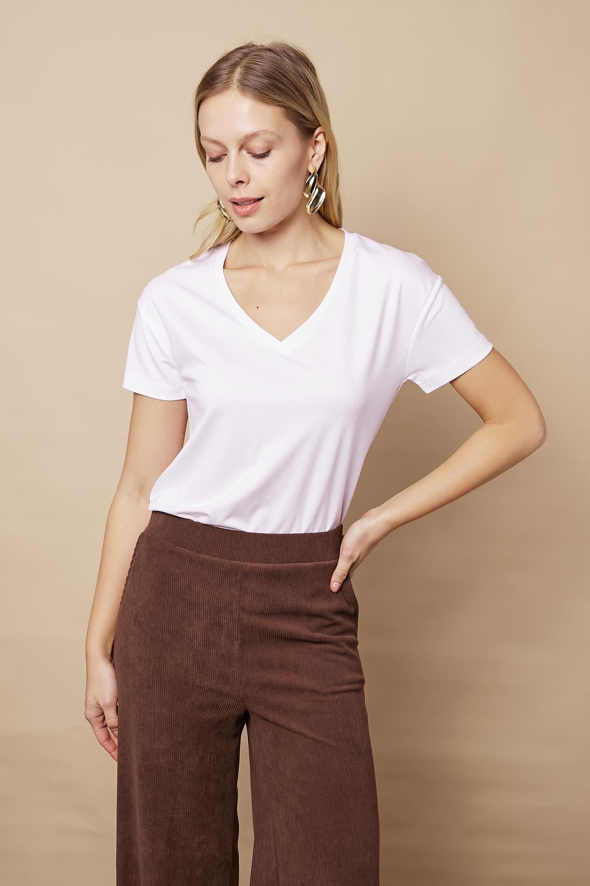 Kadın V Yaka Kısa Kol Likralı Span Kumaş Şık T-shirt Bluz-Beyaz