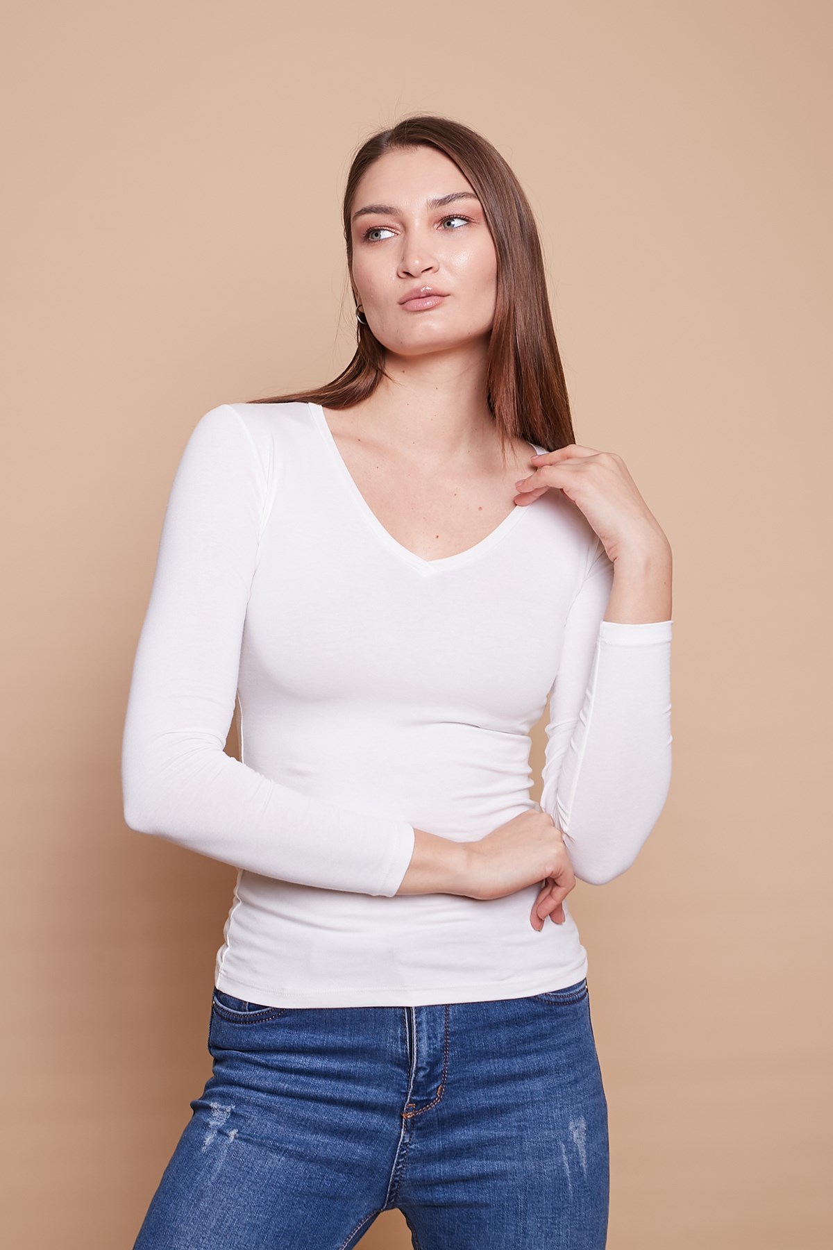 V Yaka Uzun Kol Pamuklu Likralı Body-Krem