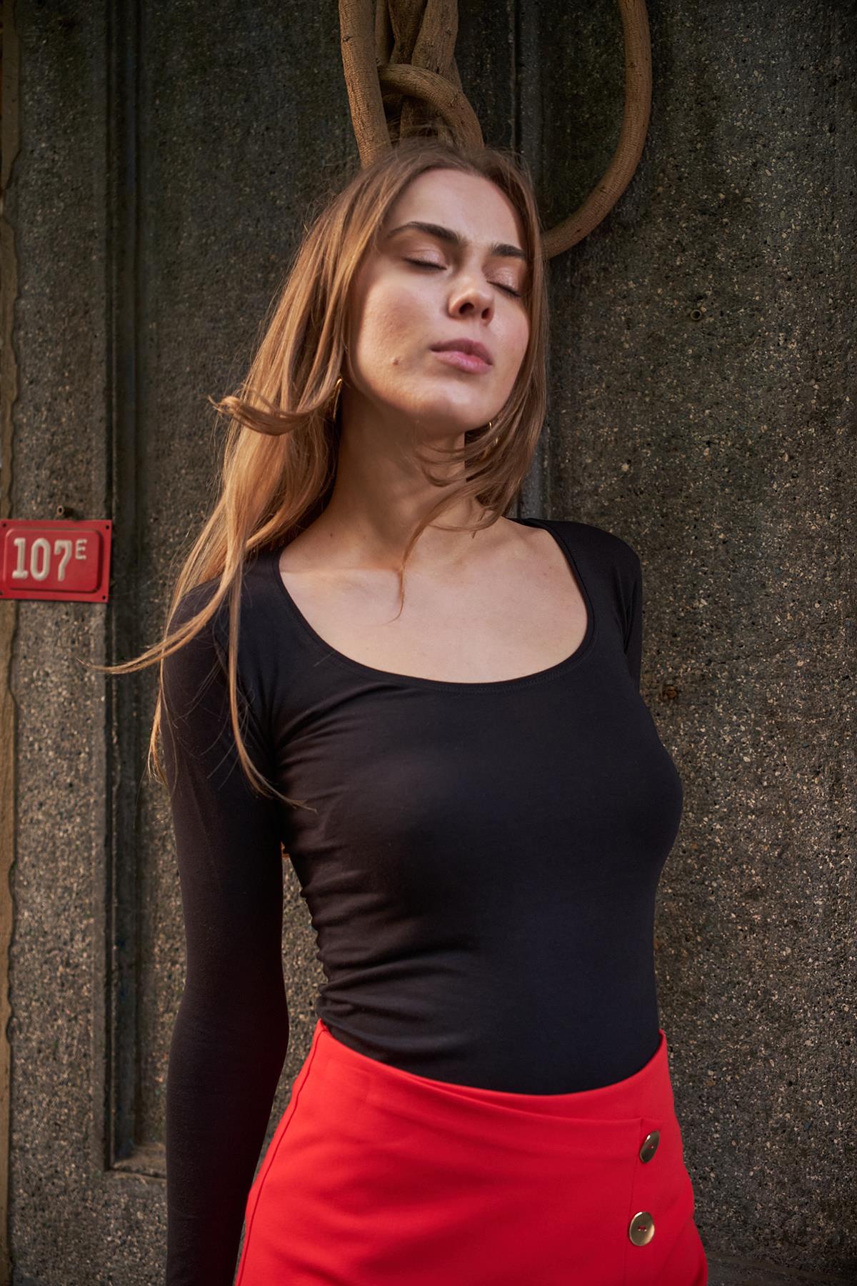 Pamuklu Sıfır Yaka Uzun Kol Bluz Body-Siyah