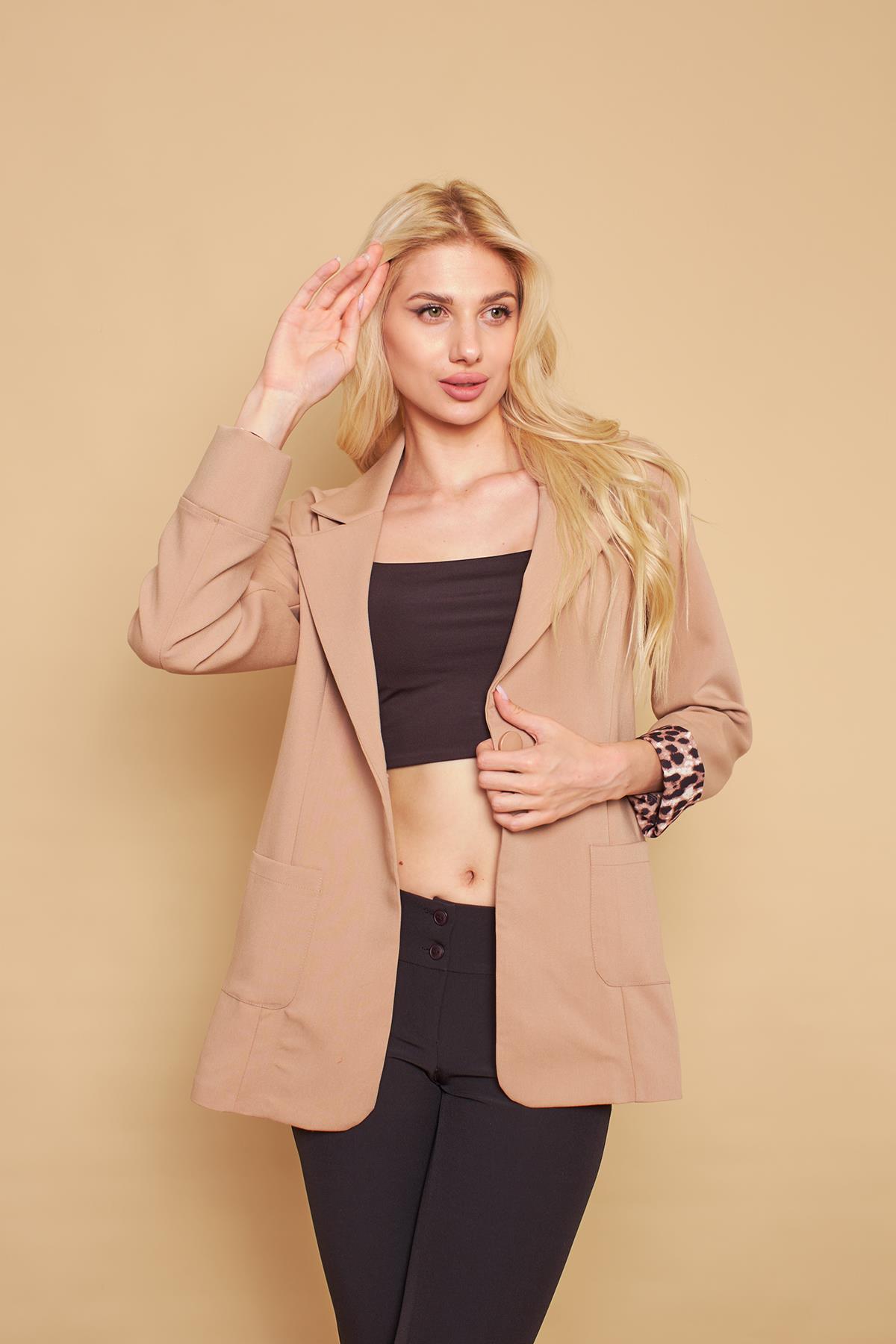 Yakalı Cepli Uzun Kol Katlamalı Blazer Kumaş Ceket-Bej