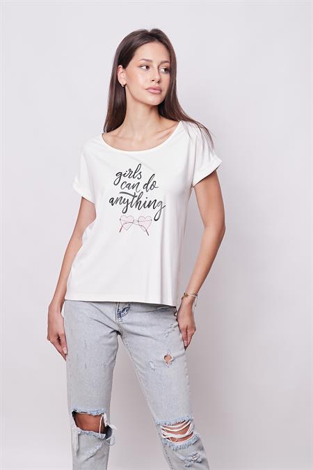 Baskılı Kayık Yaka Kırışmaz Span Karışımlı Şık Düşük Omuzlu Duble Kol Bluz -Yazı Baskılı 