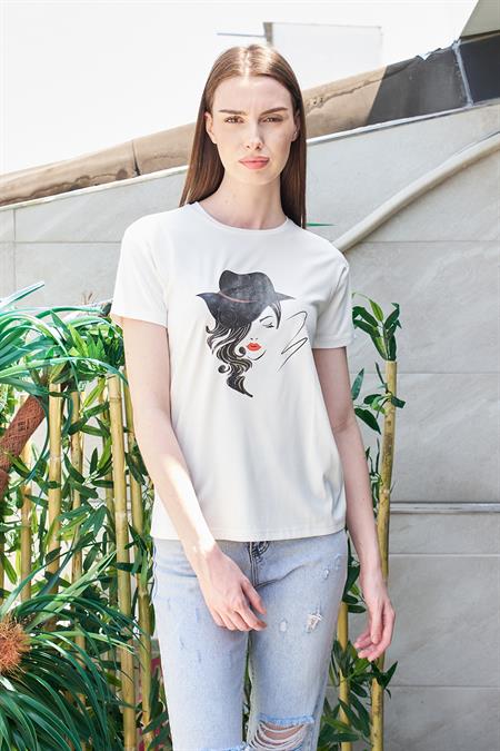 Baskılı Sıfır Yaka Kırışmaz Span Karışımlı Şık Kısa Kol T-shirt Bluz-Şapkalı