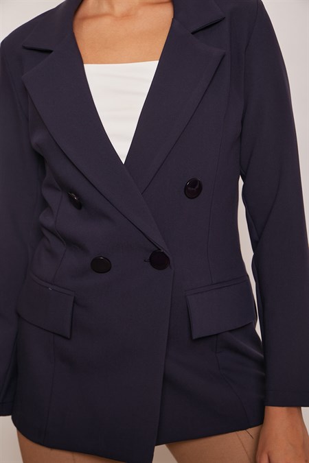 Kadın Düğme Detaylı Uzun Kol Şık Ofis Süs Cep Kapaklı Kumaş Blazer Ceket-Lacivert