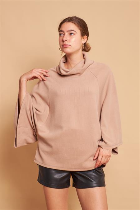 Degaje Yaka Balıkçı Yarasa Model Rahat Kesim Oversize Triko Bluz-Koyu Bej