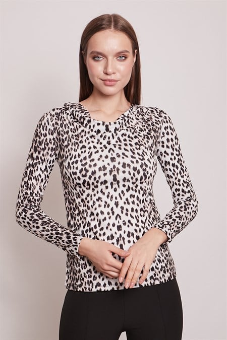 Desenli Degaje Yaka Uzun Kol Likralı Kumaş Body-Bej Leopar
