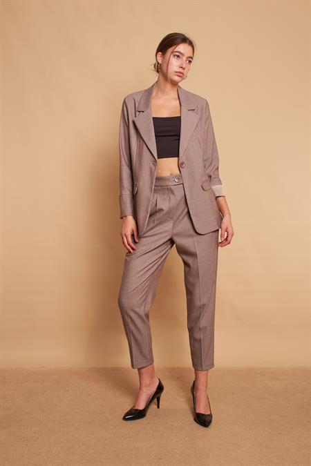 Ekoseli Yakalı Kolu Katlamalı Cep Kapaklı Boyfriend Hafif Likralı Kumaş Blazer Ceket-Bej 