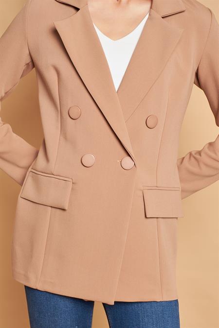 Kadın Düğme Detaylı Uzun Kol Şık Ofis Süs Cep Kapaklı Kumaş Blazer Ceket -Bej