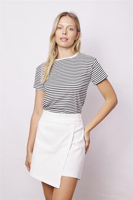 Kadın Likralı Çizgili Kaşkorse Sıfır Yaka Kısa Kol T-shirt Bluz-Beyaz Çizgi