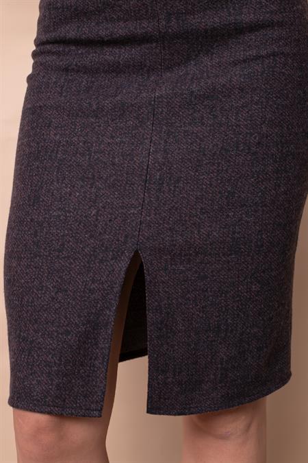 Kadın Diyagonal Hafif Likralı Yünlü Kumaş Önü Yırtmaçlı Diz Boy Kalem Etek-Kahve Diyagonal