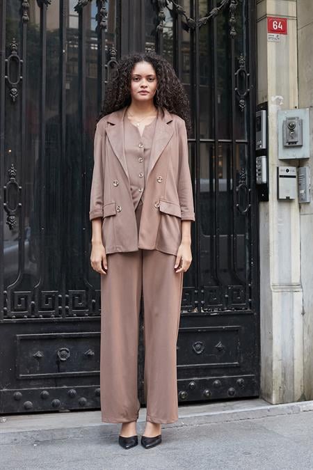 Kadın Süet Dokulu Kumaş Yakalı Capri Kol Cep Kapaklı Blazer Ceket-Vizon