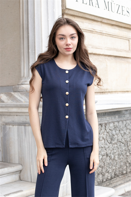 Kadın Esnek İpeksi Kumaş Geniş Sıfır Yaka Düğmeli Düşük Omuzlu Ceket Bluz-Lacivert