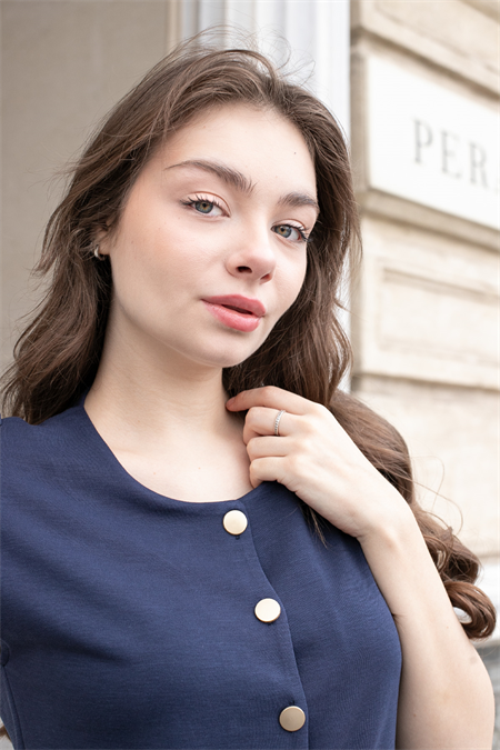 Kadın Esnek İpeksi Kumaş Geniş Sıfır Yaka Düğmeli Düşük Omuzlu Ceket Bluz-Lacivert