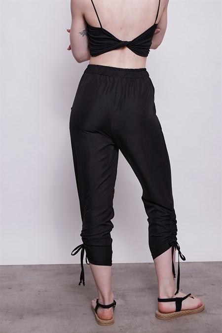İç Göstermez Viskon Poplin Beli Lastikli Cepli Paçası Büzgülü Rahat Pantolon -Siyah