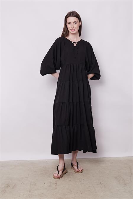Kadın İç Göstermez Viskon Poplin Kumaş Uzun Kol Eteği Fırfırlı Uzun Elbise-Siyah
