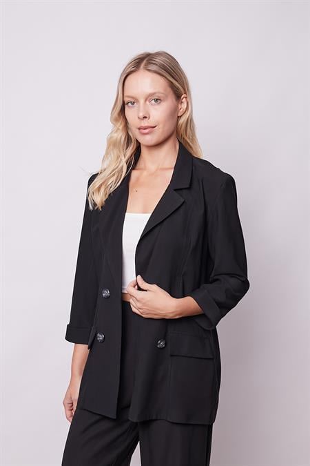 Kadın İpeksi Dokulu Modal Kumaş Yakalı Cep Kapaklı Oversize Salaş Blazer Ceket-Siyah