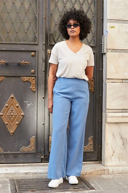 Kadın İpeksi Modal Penye Esnek Kumaş V Yaka Düşük Omuzlu Kısa Kol T-shirt Bluz-Taş