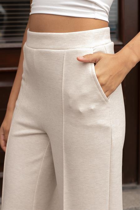 Kadın Kalın Esnek Kumaş Yan Cepli Bol Paça Yüksek Bel Rahat Kesim Palazzo Pantolon-Krem