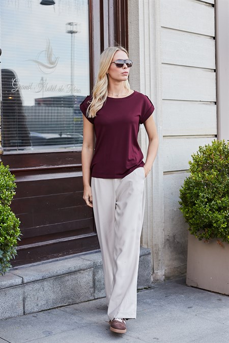 Kadın Kaliteli Likrasız Span Kumaş Geniş Sıfır Yaka Duble Kollu Apoletli Düğmeli T-shirt Bluz-Bordo 