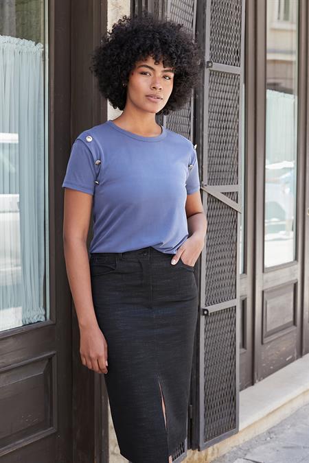 Kadın Kaliteli Modal Kumaş Sıfır Yaka Düğme Aksesuarlı Kısa Kol T-shirt Bluz-İndigo