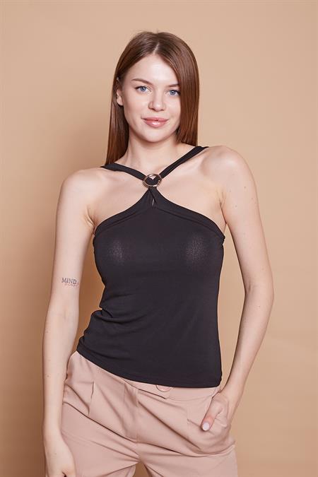 Likralı Krep Kumaş Kalın Çapraz Askılı Aksesuarlı Body Bluz-Siyah