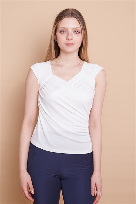 Likralı Şık Krep Kumaş Kruvaze Anvelop Önü Büzgülü Kelebek Kol Body Bluz-Krem