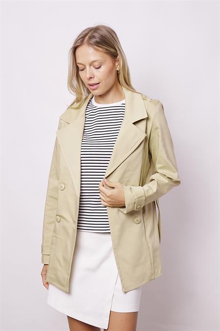 Kadın Kruvaze Anvelop Kemerli Hafif Likralı Kumaş Trençkot Ceket-Koyu Bej