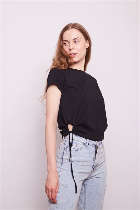 Likrasız Pamuk Kumaş Geniş Sıfır Yaka Kısa Kol Yanları Bağlamalı Kısa Kol Tshirt-Siyah 