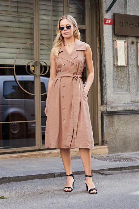 Kadın İpeksi Modal Likrasız Kumaş  Anvelop Kruvaze Yakalı Cepli Bağcıklı Midi Boy Diz Altı Elbise-Fındık Kabuğu