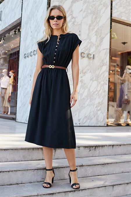 Kadın Yumuşak Dokulu İpeksi Modal Kumaş Hakim Yaka Beli Lastikli Önü Düğmeli Diz Altı Elbise-Siyah