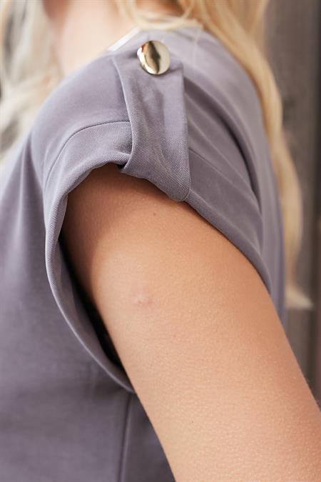 Kadın Modal İpeksi Likralı Kumaş V Yaka Duble Kollu Apoletli Yanları Yırtmaçlı T-shirt Bluz-Antrasit