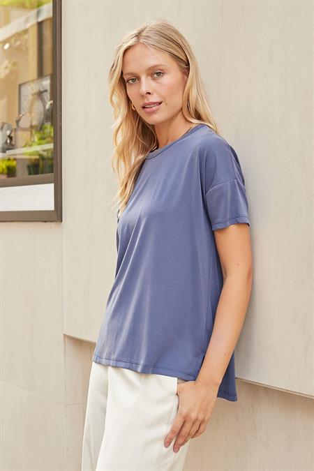 Kadın Modal Penye Geniş Sıfır Yaka Düşük Omuzlu Yanları Yırtmaçlı Bluz -İndigo 