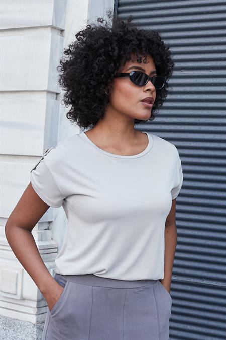 Kadın Modal Penye Geniş Sıfır Yaka Düşük Omuzlu Apoletli Kısa Kol T-shirt Bluz-Taş